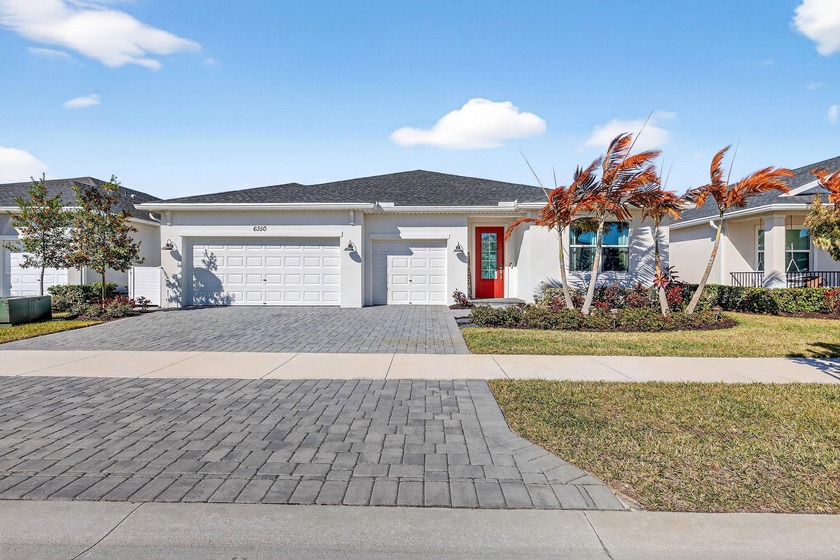 Hurry don't miss out on this upgraded Meritage Onyx model in - Beach Home for sale in Port Saint Lucie, Florida on Beachhouse.com
