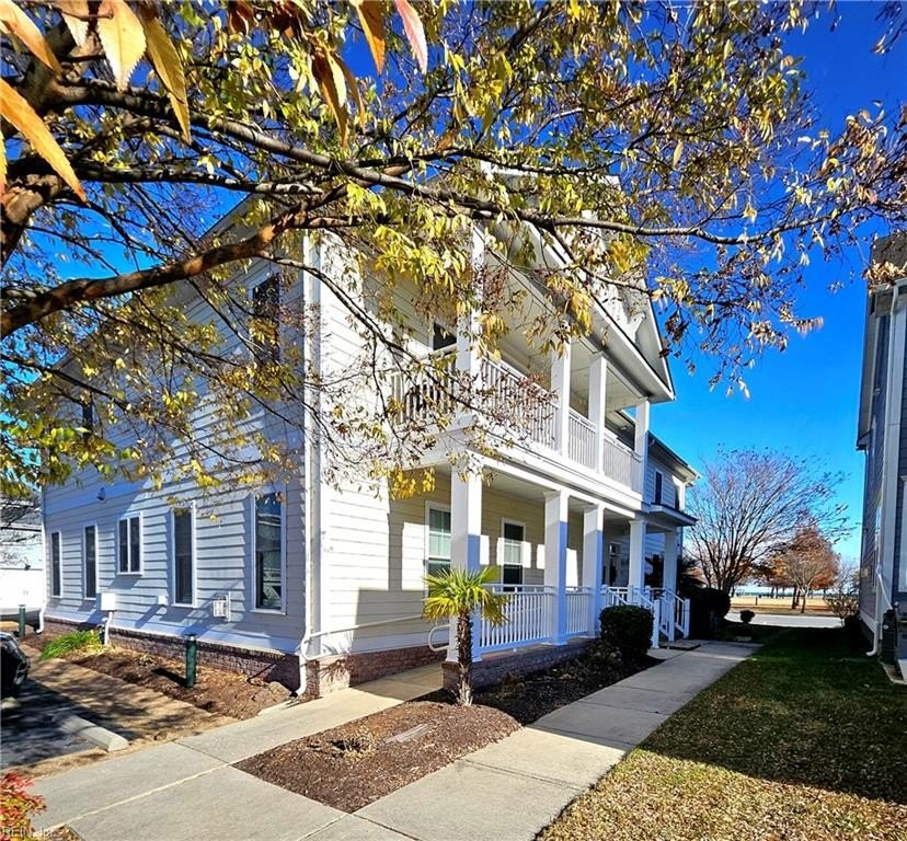 2 Bedroom, 2 Bathroom Condo adjacent to Buckroe Beach Park - Beach Home for sale in Hampton, Virginia on Beachhouse.com