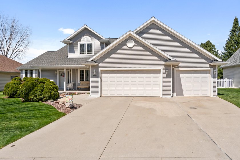 Welcome home to this beautifully maintained property offering - Beach Home for sale in Green Bay, Wisconsin on Beachhouse.com