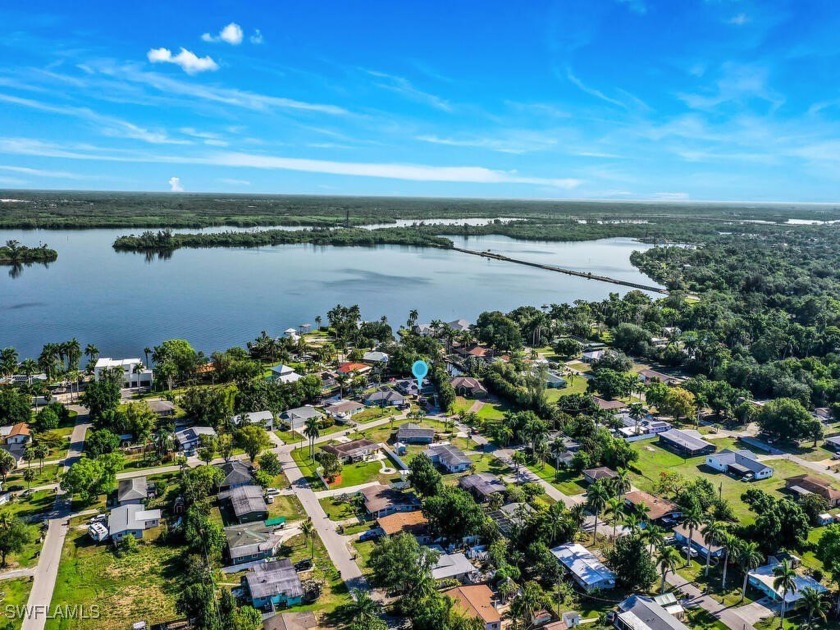 ** Now offering SELLER FINANCING @5% interest ** Direct Gulf - Beach Home for sale in Fort Myers, Florida on Beachhouse.com