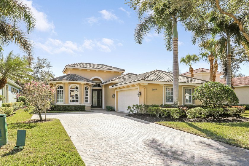 BEAUTIFULLY UPDATED POOL & SPA HOME IN PGA VILLAGE WITH LAKE - Beach Home for sale in Port Saint Lucie, Florida on Beachhouse.com