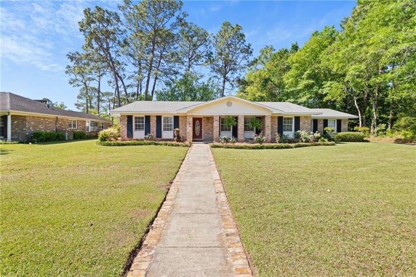 **VALUE RANGE MARKETING: SELLER WILL ENTERTAIN OFFERS BETWEEN - Beach Home for sale in Mobile, Alabama on Beachhouse.com