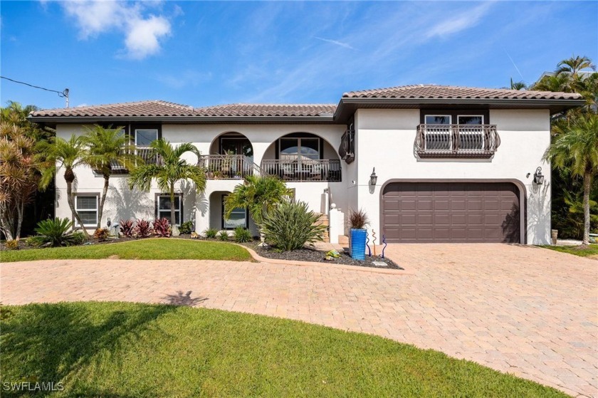 Welcome to your coastal paradise in the highly desirable Palm - Beach Home for sale in Fort Myers Beach, Florida on Beachhouse.com
