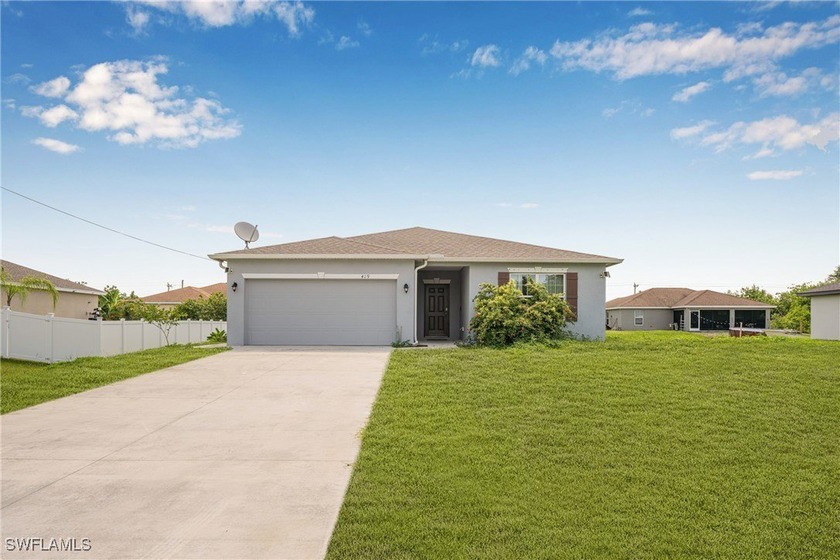 This home has easy access to Fort Myers from state Rd 82. The - Beach Home for sale in Lehigh Acres, Florida on Beachhouse.com