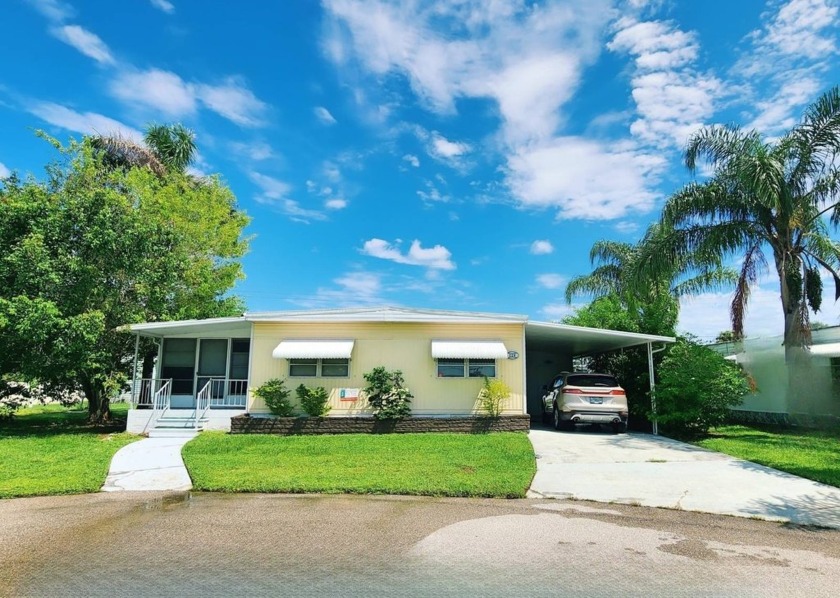 Welcome to your dream home at 228 2nd St W, Nokomis, FL- a - Beach Home for sale in Nokomis, Florida on Beachhouse.com