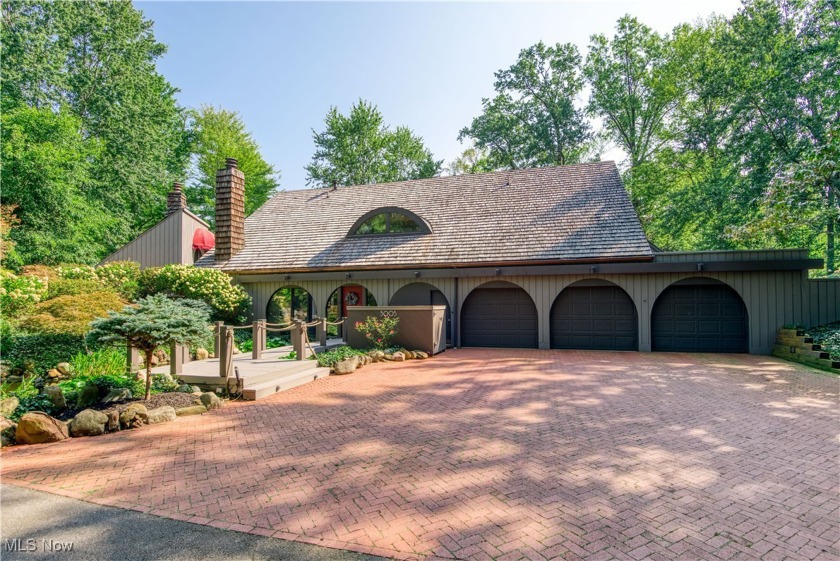 Located in a tranquil setting and on a gorgeous lot, this - Beach Home for sale in Westlake, Ohio on Beachhouse.com