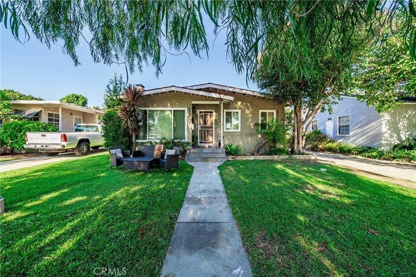 Welcome to 5943 E Adderly Drive, a beautifully upgraded home in - Beach Home for sale in Long Beach, California on Beachhouse.com