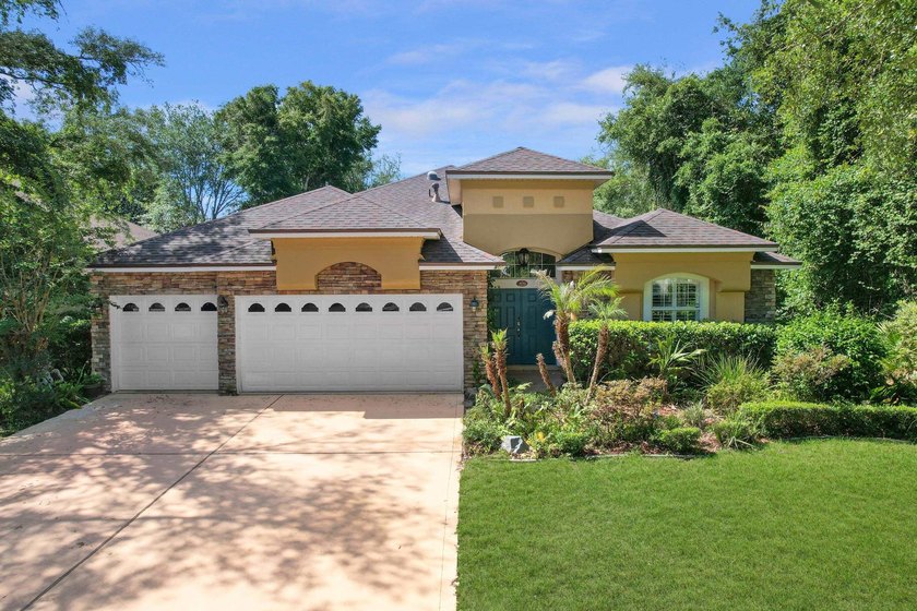 Welcome to 805 Riley Lane, a spacious 5-bedroom, 3-bath home - Beach Home for sale in St Augustine, Florida on Beachhouse.com
