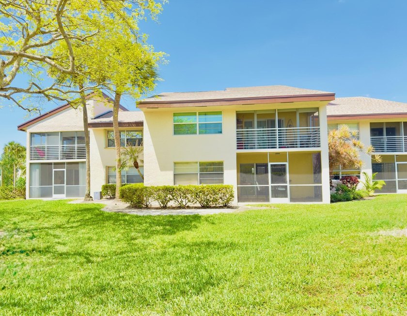 You'd be hard pressed a condo like this OVERSIZED 1900 FT OPEN & - Beach Condo for sale in Tamarac, Florida on Beachhouse.com