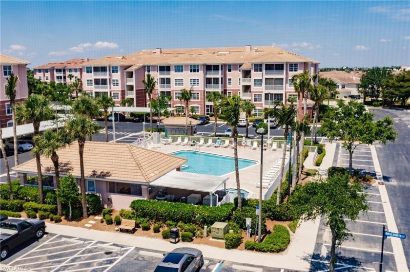 PRICE REDUCED!!! Luxurious TURNKEY Condo in Majestic Palms - Beach Home for sale in Fort Myers, Florida on Beachhouse.com