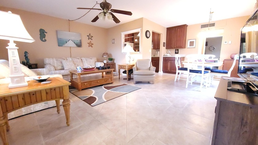 Welcome to the paradise of South Florida, resort-style social - Beach Condo for sale in West Palm Beach, Florida on Beachhouse.com