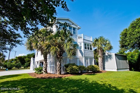 What a stunning oceanside oasis this home in Emerald Isle - Beach Home for sale in Emerald Isle, North Carolina on Beachhouse.com