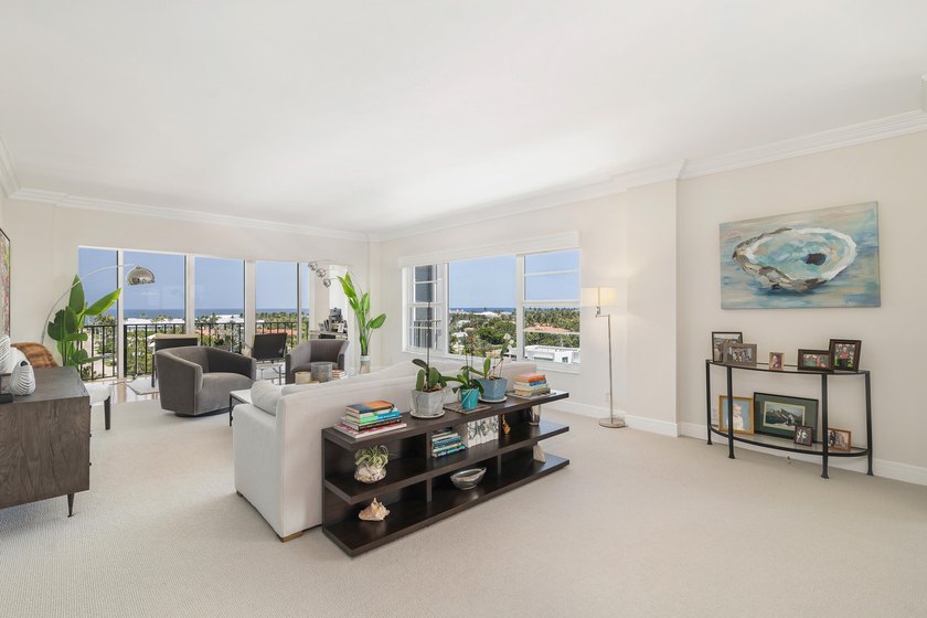 Welcome to Delray Beach, Seagate Manor 806! This beautiful - Beach Condo for sale in Delray Beach, Florida on Beachhouse.com