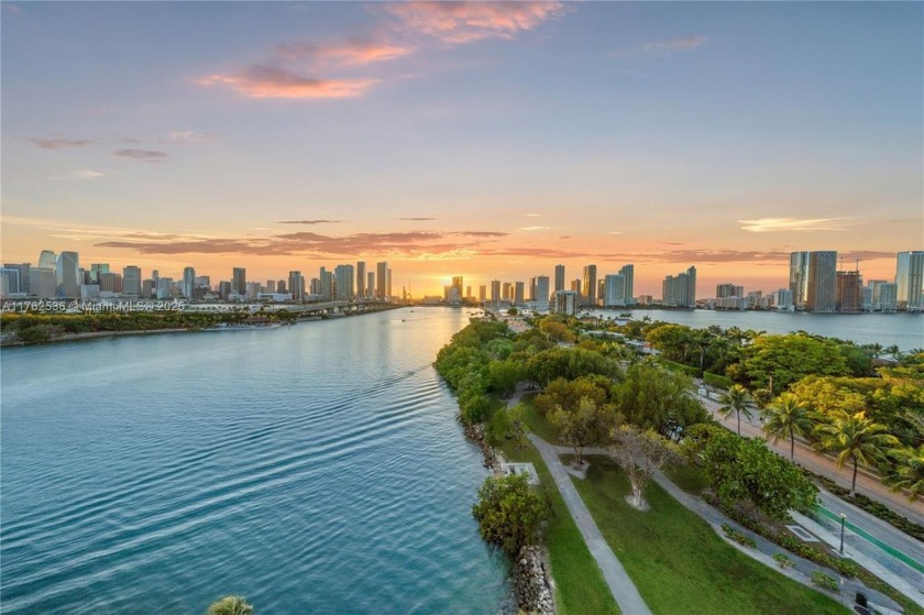 MODERN INDUSTRIAL DESIGN DUPLEX WITH BREATHTAKING MIAMI SUNSET - Beach Condo for sale in Miami, Florida on Beachhouse.com