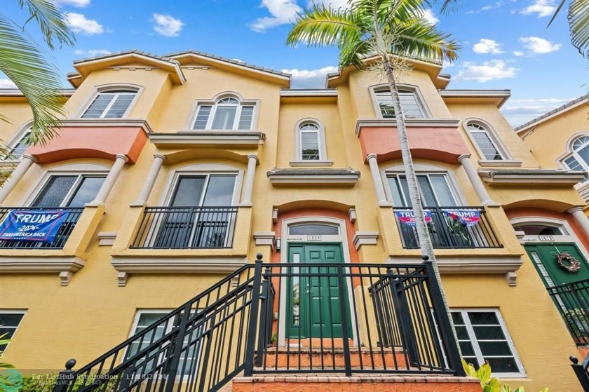 Unlock the potential of this hidden gem! This fixer-upper - Beach Townhome/Townhouse for sale in Fort Lauderdale, Florida on Beachhouse.com