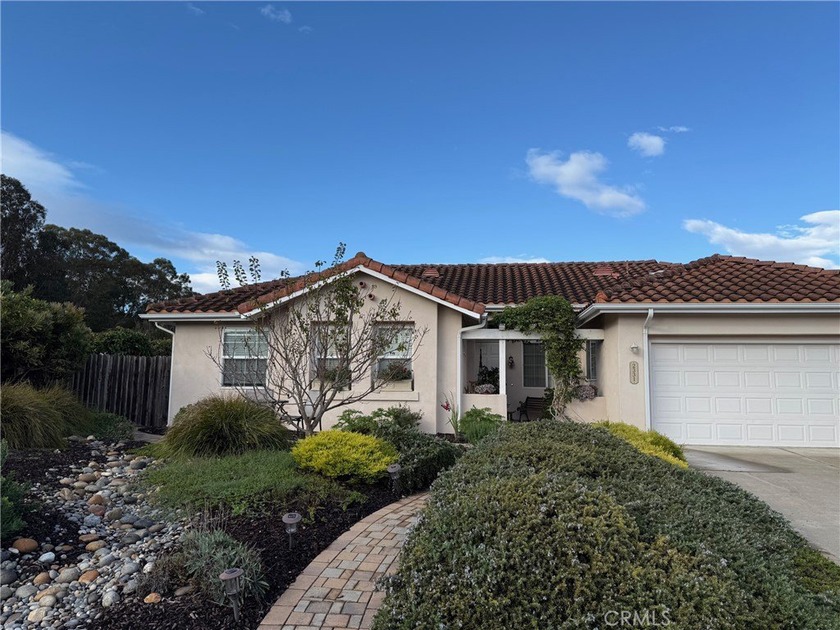 Welcome to 2331 Glenn Street, a beautifully maintained - Beach Home for sale in Los Osos, California on Beachhouse.com