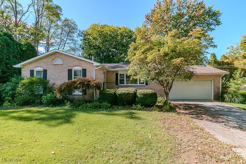 Welcome home to this beautifully updated 3-bedroom, 2.5-bath - Beach Home for sale in Madison, Ohio on Beachhouse.com