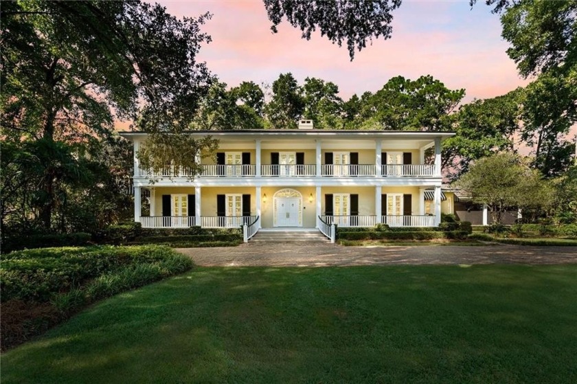 Exquisite custom-designed home with wonderful views of the - Beach Home for sale in Mobile, Alabama on Beachhouse.com