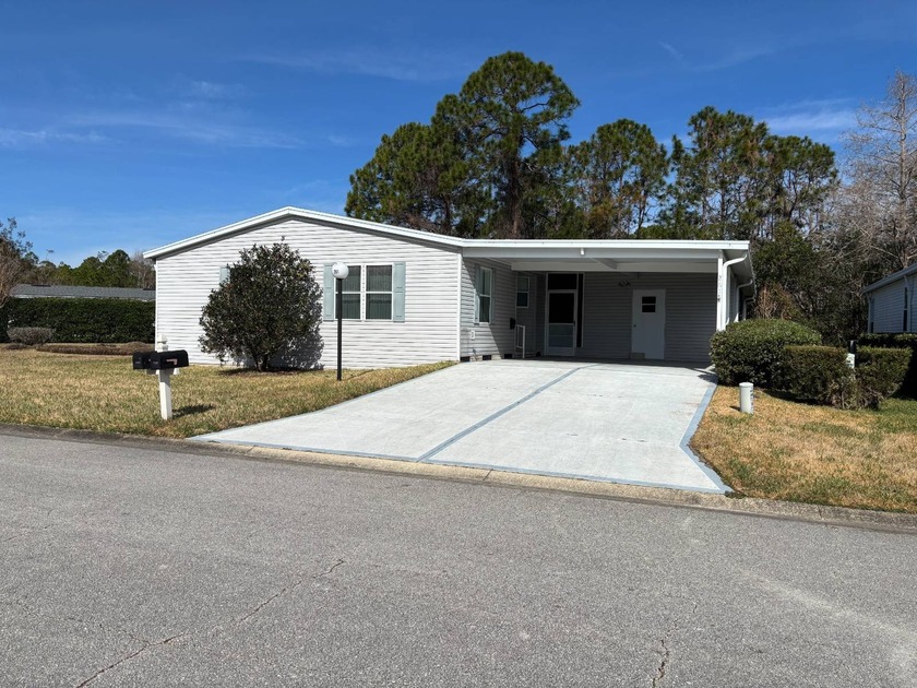 This beautiful 2/2 on the preserve has an extra wide driveway/ - Beach Home for sale in Ormond Beach, Florida on Beachhouse.com