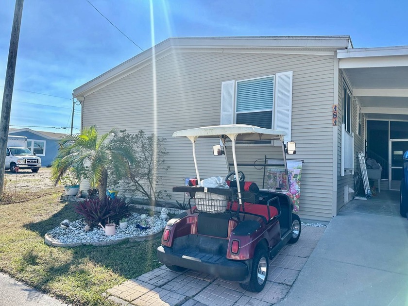 Make 2026 your best yet in this gorgeous 2007 Palm Harbor 3 - Beach Home for sale in Nokomis, Florida on Beachhouse.com