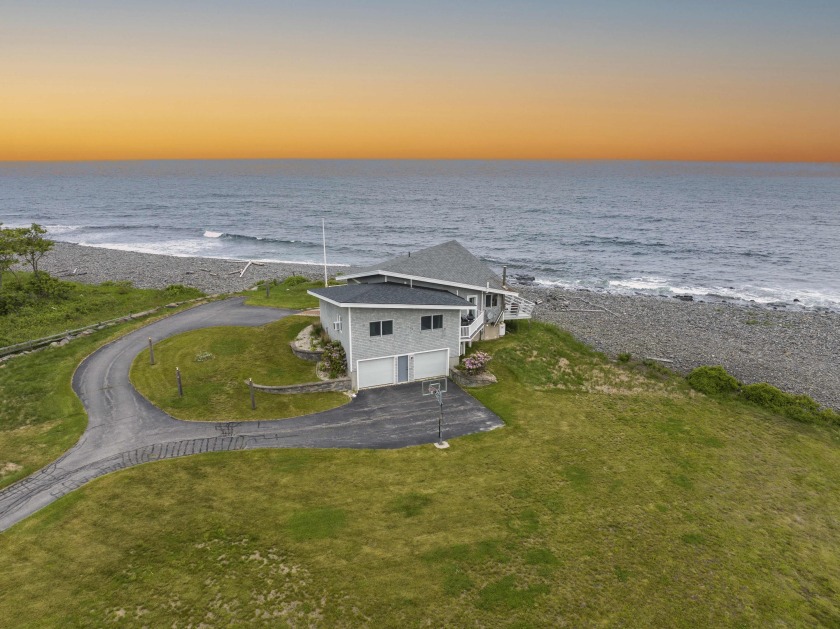 The iconic Nubble Light, the legendary Boon Island and the - Beach Home for sale in York, Maine on Beachhouse.com