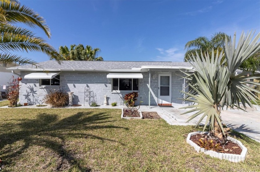 Enjoy your private oasis with tranquility and peace with - Beach Home for sale in Holiday, Florida on Beachhouse.com