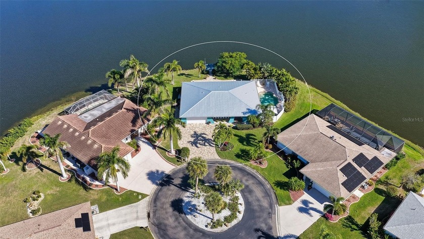 Welcome to Jacaranda West, where this premier peninsula homesite - Beach Home for sale in Venice, Florida on Beachhouse.com