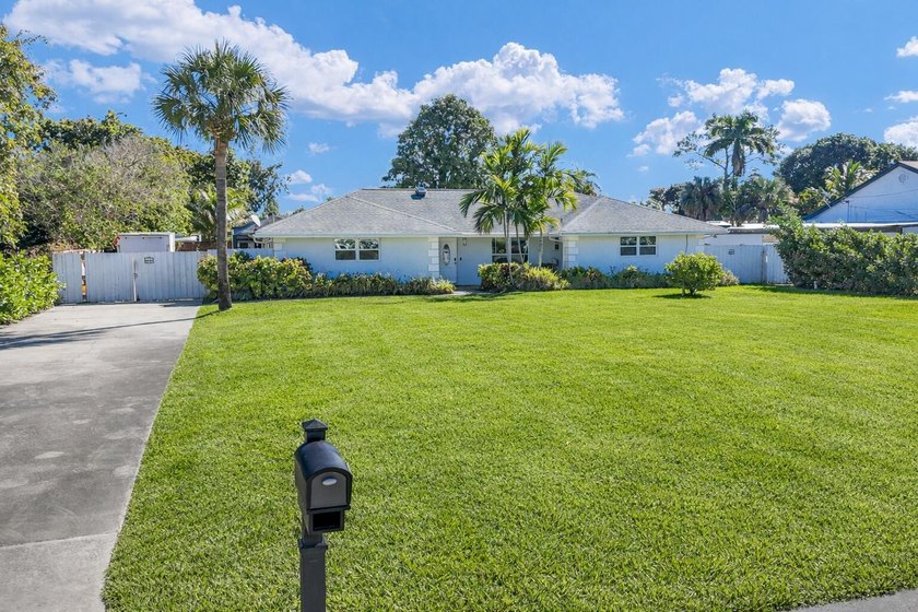 Live like you're Off the Grid while being in the City, just - Beach Home for sale in Palm Springs, Florida on Beachhouse.com