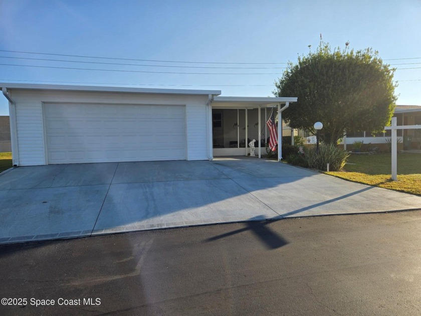 Take a look at this 3/2 well maintained home,complete with - Beach Home for sale in Cocoa, Florida on Beachhouse.com