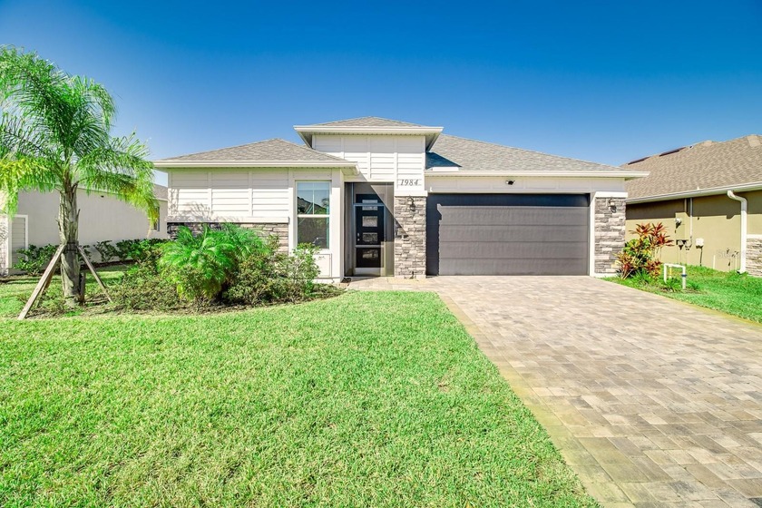 Beautiful 4 bedroom, 3 full bath Palisade model in the gated - Beach Home for sale in Palm Bay, Florida on Beachhouse.com