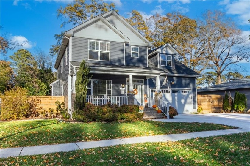 Welcome to 1964 E Bayview! A Modern-Day Colonial, 4 bedrooms, 2 - Beach Home for sale in Norfolk, Virginia on Beachhouse.com