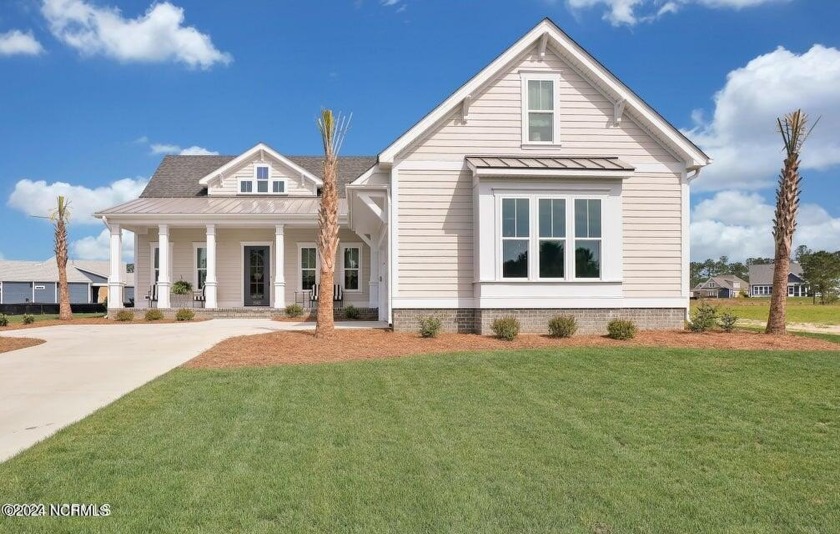 The tranquility this pond front home offers is mesmerizing. No - Beach Home for sale in Supply, North Carolina on Beachhouse.com