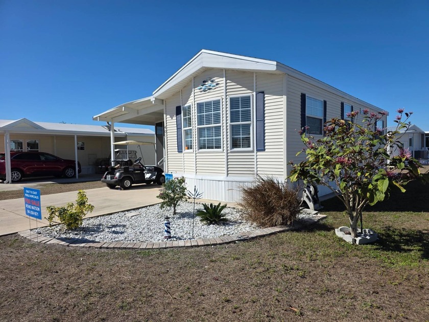 This Home Is Immaculate and Comes Fully furnished. Has Brand New - Beach Home for sale in Port Charlotte, Florida on Beachhouse.com