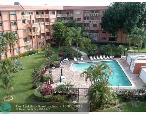 5TH FLOOR 2 BEDROOM, 1 1/2 BATH CONDO WITH BEAUTIFUL VIEW OF - Beach Condo for sale in Fort Lauderdale, Florida on Beachhouse.com