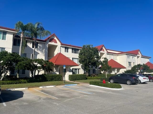 Half Moon Bay is the waterfront community you've been looking - Beach Condo for sale in Hypoluxo, Florida on Beachhouse.com