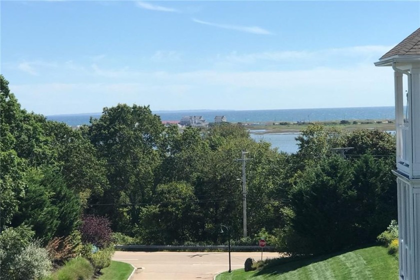 Step inside this luxurious penthouse condo with 2 bdrm, den, 3 - Beach Condo for sale in Westerly, Rhode Island on Beachhouse.com