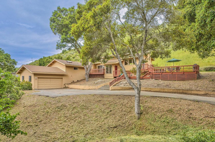 Located in the picturesque Corral De Tierra, known for its - Beach Home for sale in Salinas, California on Beachhouse.com