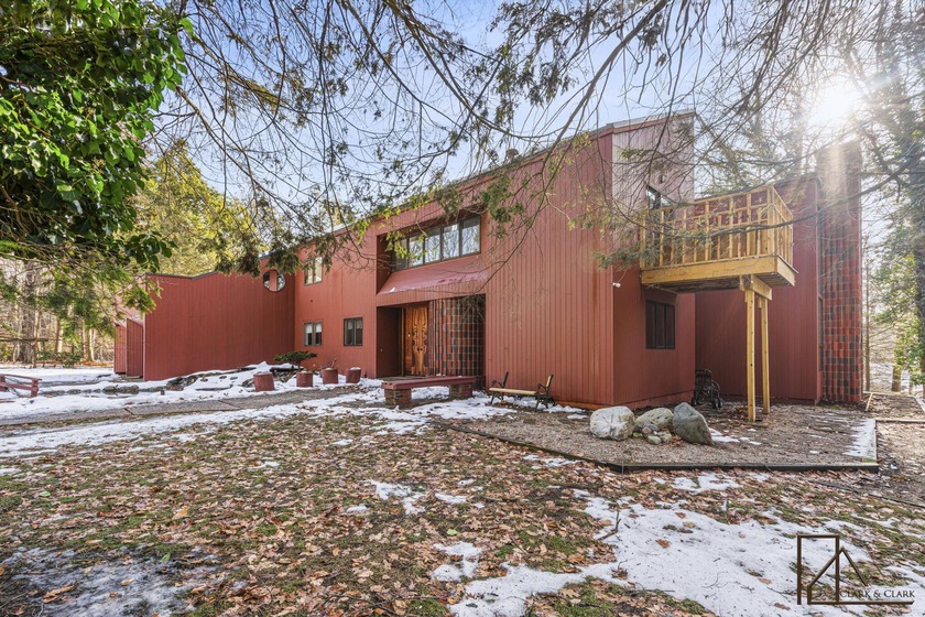 Luxury home in Norton Shores on over 4 acres! Welcome to 3920 - Beach Home for sale in Norton Shores, Michigan on Beachhouse.com