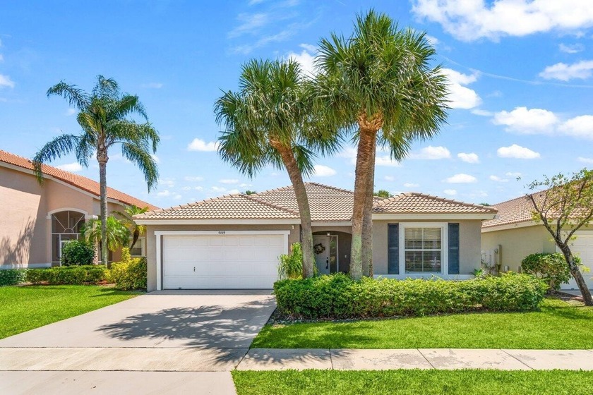 Welcome to this beautifully maintained 3-bedroom, 2-bathroom - Beach Home for sale in Lake Worth, Florida on Beachhouse.com