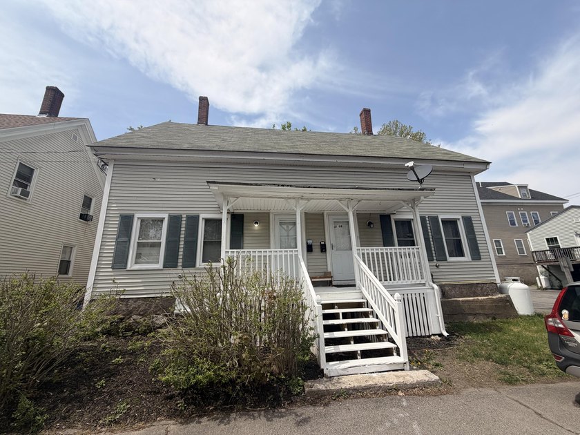Live Like Two Single Families--An Incredible Investment & - Beach Lot for sale in Biddeford, Maine on Beachhouse.com