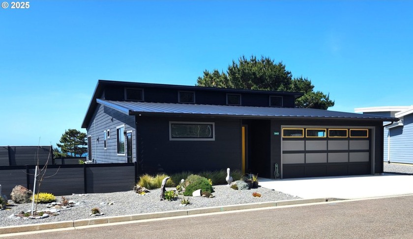 Exceptional Quality, Ocean Views, and Thoughtful Design.This - Beach Home for sale in Gold Beach, Oregon on Beachhouse.com