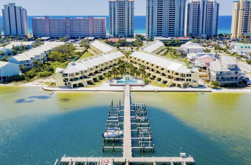 Discover this exceptional 4-bedroom townhome with breathtaking - Beach Home for sale in Navarre, Florida on Beachhouse.com