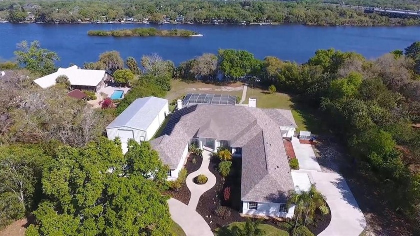 One or more photo(s) has been virtually staged. Extraordinary - Beach Home for sale in Gibsonton, Florida on Beachhouse.com