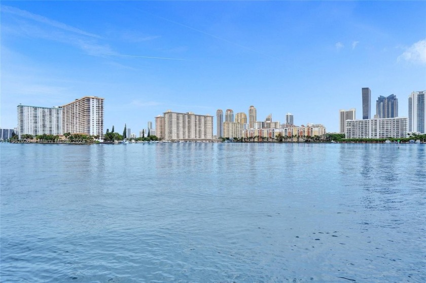 Rare opportunity! Spacious 1-bed, 1-bath condo in Eastern Shores - Beach Condo for sale in North Miami Beach, Florida on Beachhouse.com