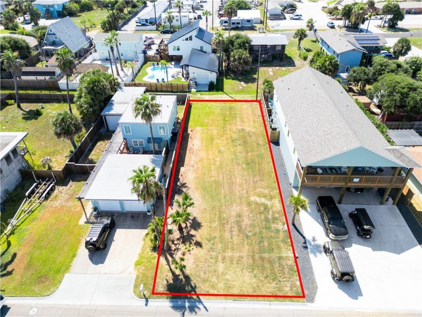 Discover the perfect opportunity to own an expansive lot in a - Beach Lot for sale in Port Aransas, Texas on Beachhouse.com