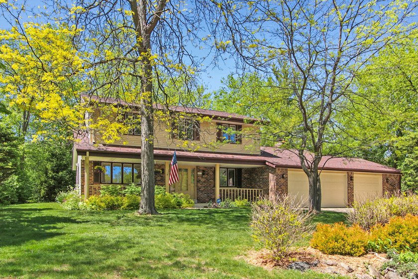 Pride of ownership shines in this meticulously maintained - Beach Home for sale in Greenfield, Wisconsin on Beachhouse.com