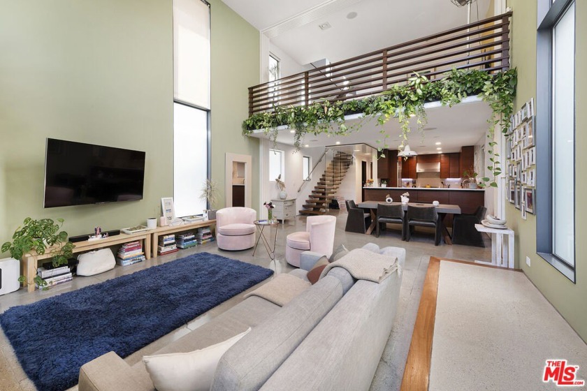 Step into The Venice Green House, a home that embodies the - Beach Home for sale in Venice, California on Beachhouse.com