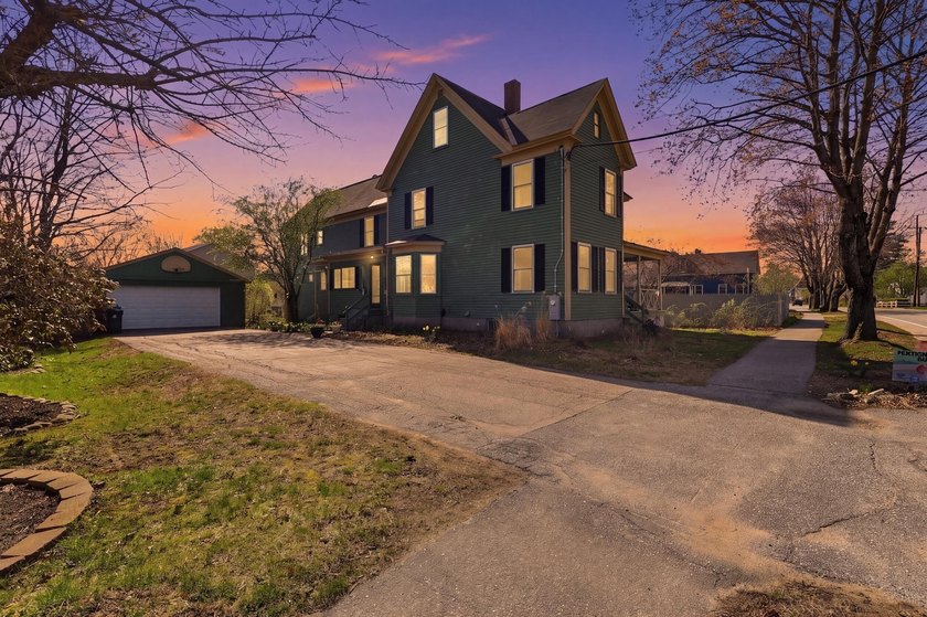 OPEN HOUSE 6/6 12-2PM. Welcome to 108 Bradley Street in Saco, a - Beach Home for sale in Saco, Maine on Beachhouse.com