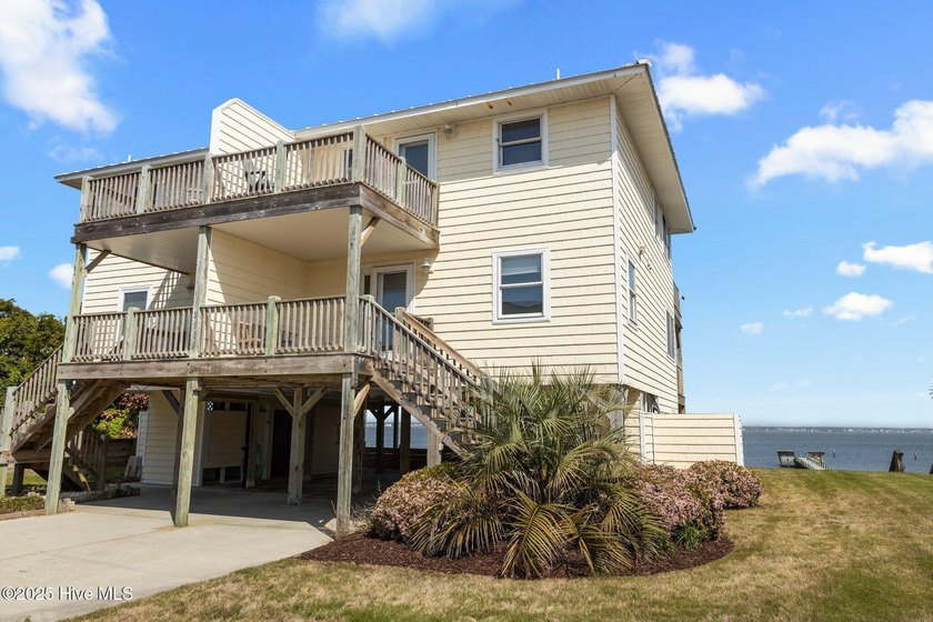 This property can do it all! It can easily be a comfortable and - Beach Condo for sale in Emerald Isle, North Carolina on Beachhouse.com