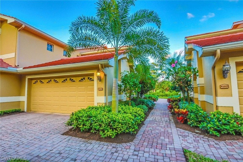 Beautiful bright and airy 1ST FLOOR, END UNIT coach home - Beach Condo for sale in Estero, Florida on Beachhouse.com